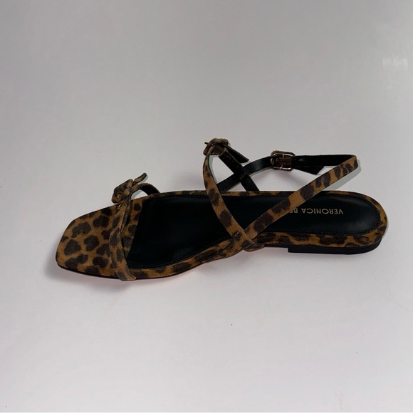 Veronica Beard Malinda Suede Leopard Strappy Sandals Flat Women’s Size 6 $295 - Picture 6 of 9